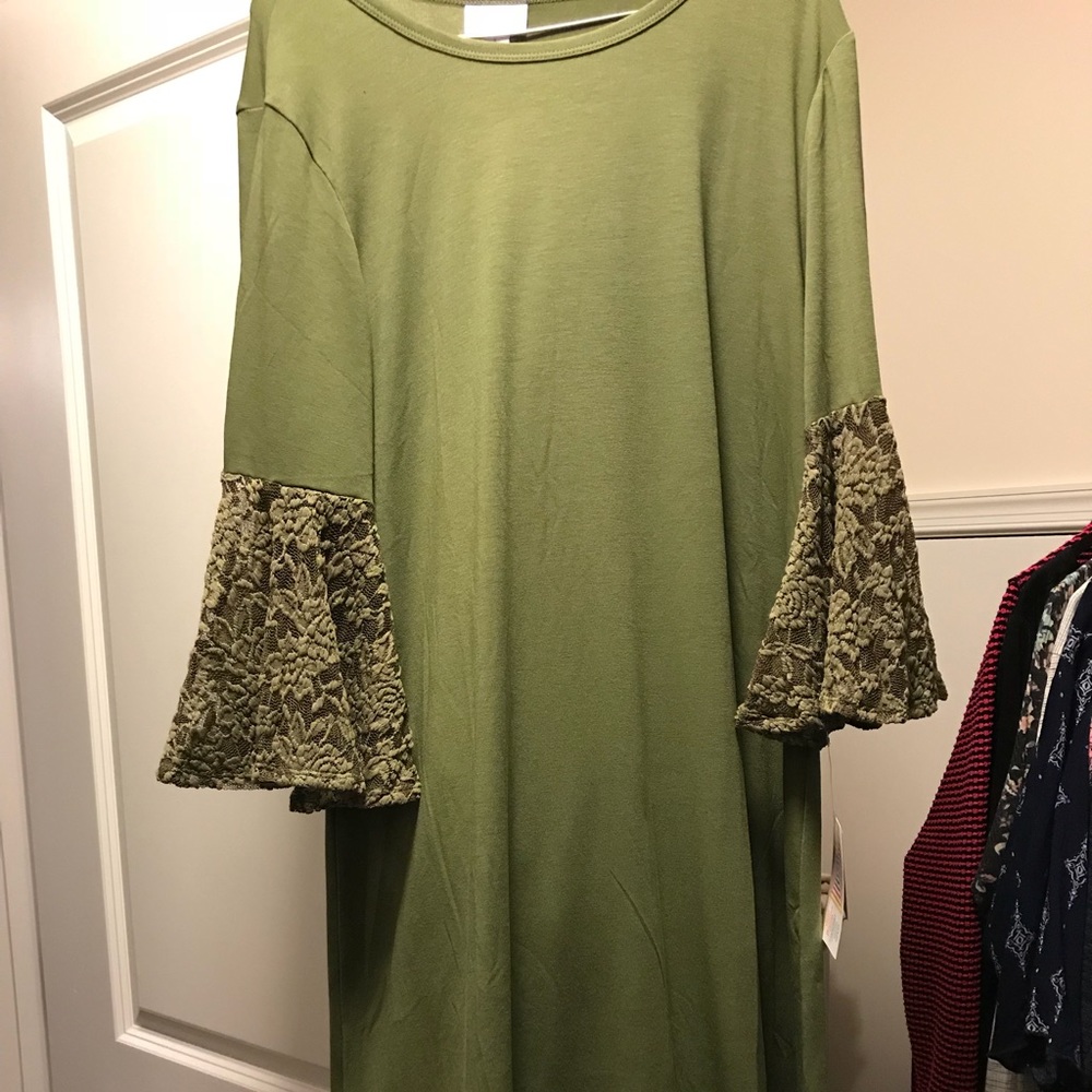 LuLaRoe Maurine NWT Large